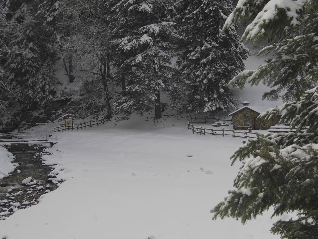 Gite Auberge Les Cascades La Mongie Esterno foto