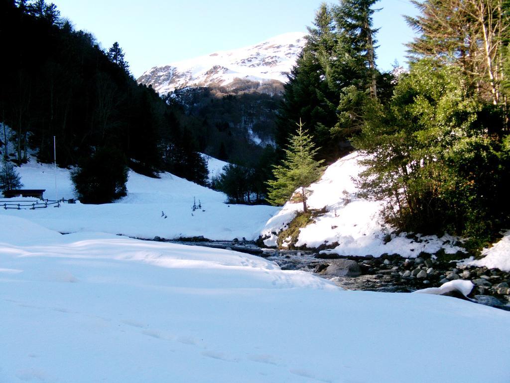 Gite Auberge Les Cascades La Mongie Esterno foto