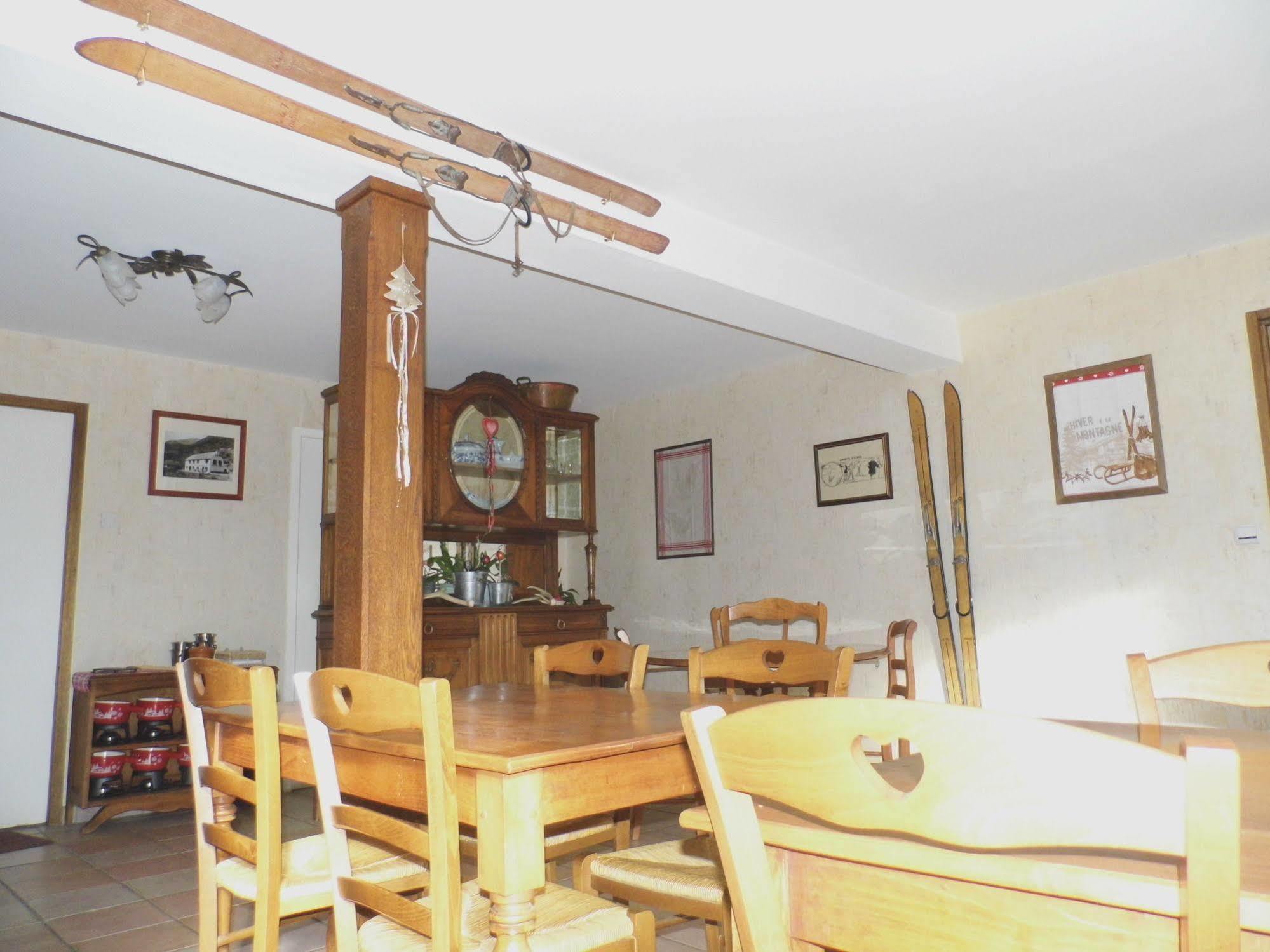 Gite Auberge Les Cascades La Mongie Esterno foto